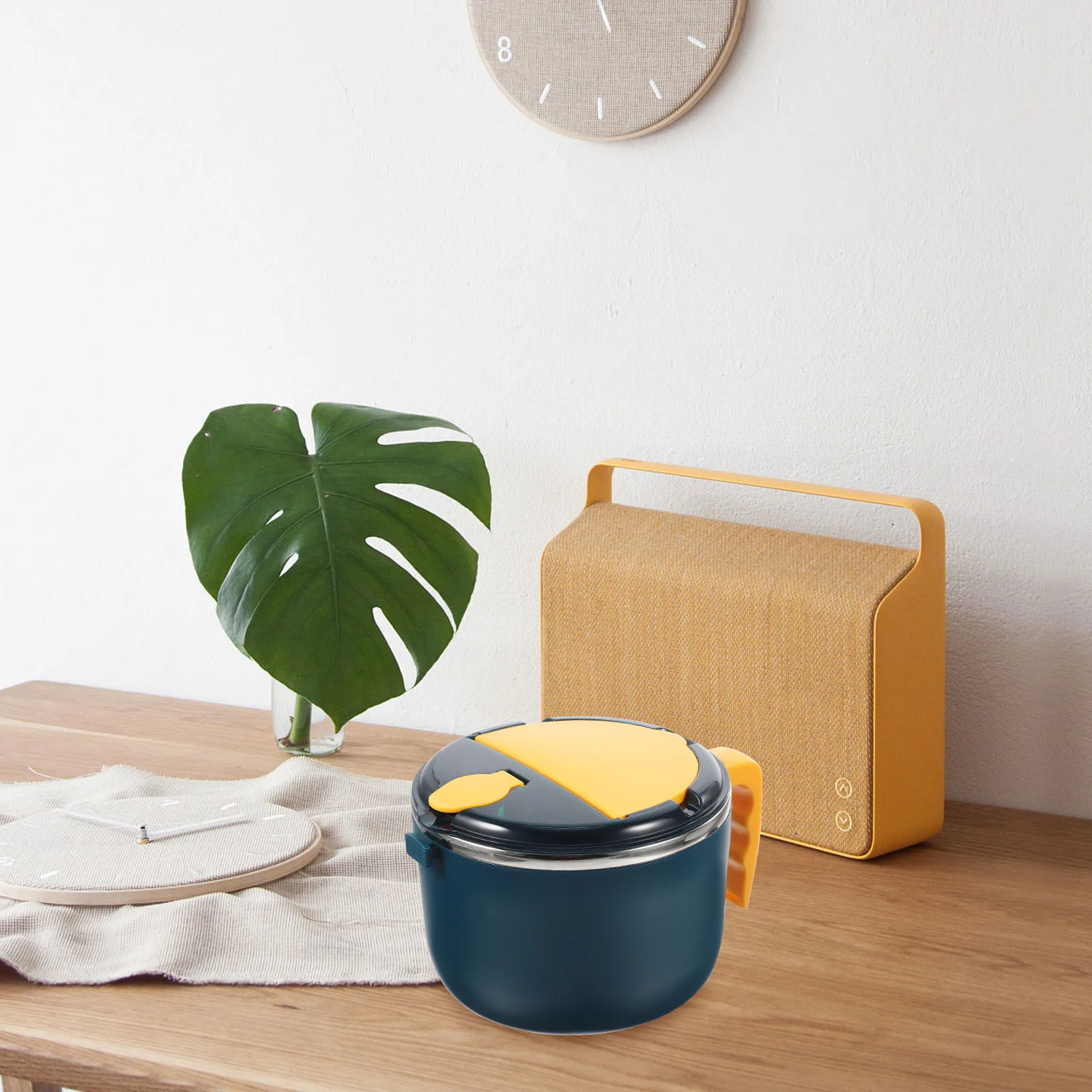 1 set Stainless Steel Noodle Bowl Insulated Ramen Soup Containers Lid Chopsticks Reusable Bento Kitchen Dining Accessories
1 set Stainless Steel Noodle Bowl Insulated Ramen Soup Containers Lid Chopsticks Reusable Bento Kitchen Dining Accessories