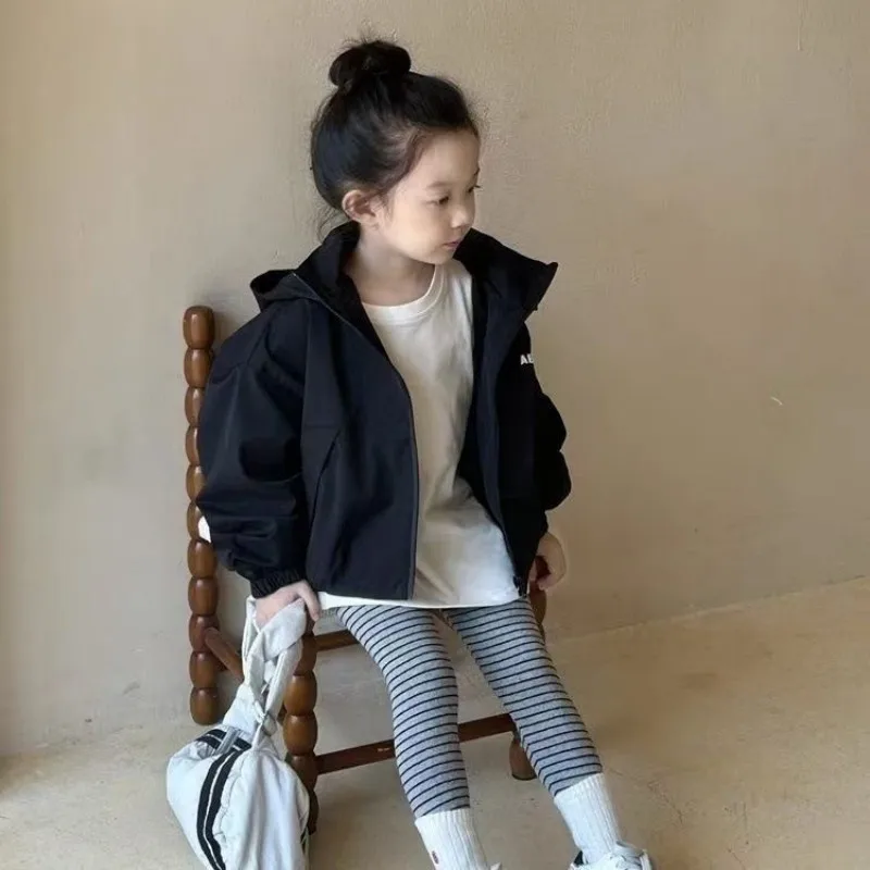 Girls Hooded Princess Style Zipper Jacket Children's Coat Spring Autumn New Fashion Kids Clothing
Girls Hooded Princess Style Zipper Jacket Children's Coat Spring Autumn New Fashion Kids Clothing