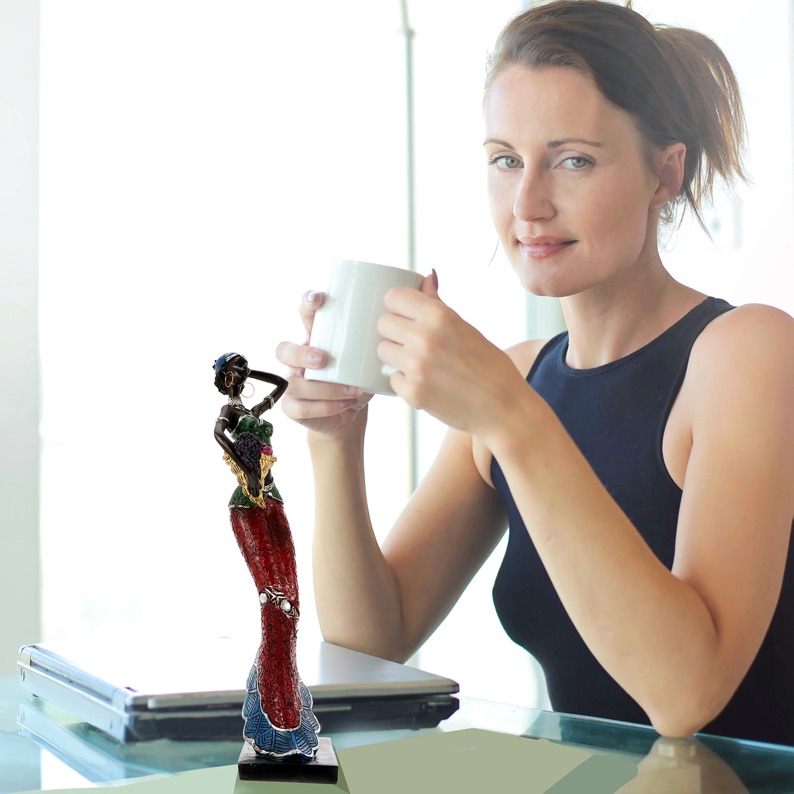 Creative African Women Statue Resin Ethnic Style Gold Basket Home Office Desktop Decoration Resin Craftwork Ornament
Creative African Women Statue Resin Ethnic Style Gold Basket Home Office Desktop Decoration Resin Craftwork Ornament