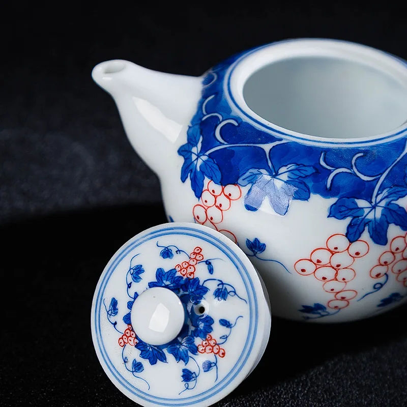 Jingdezhen Single Teapot Ceramic Set White Porcelain Making Device Little Water Separation Simple
Jingdezhen Single Teapot Ceramic Set White Porcelain Making Device Little Water Separation Simple