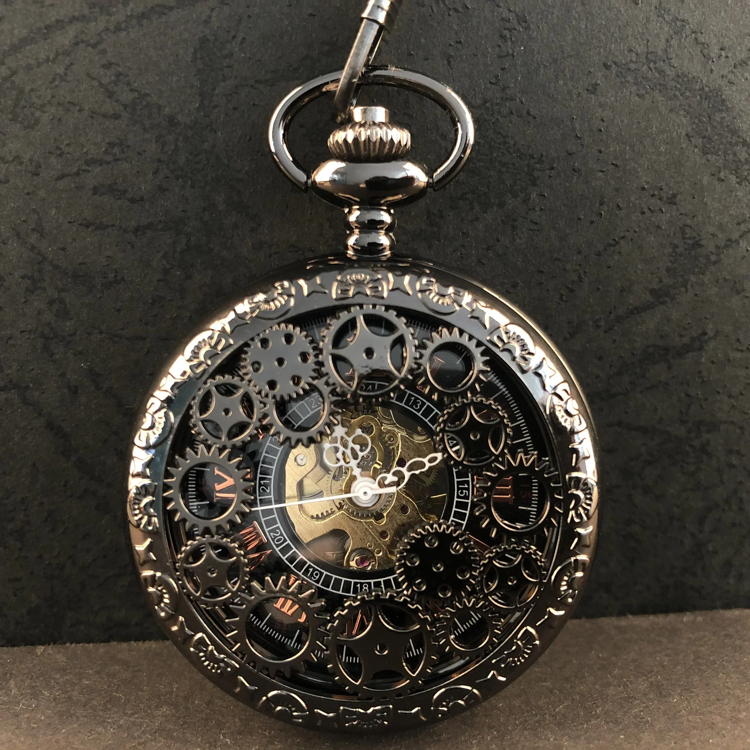 Black Vintage Skeleton Gear Mechanical Pocket Watch Men's Unisex Hand Wind Casual Pocket Fob Watches Pendant with Chain
Black Vintage Skeleton Gear Mechanical Pocket Watch Men's Unisex Hand Wind Casual Pocket Fob Watches Pendant with Chain