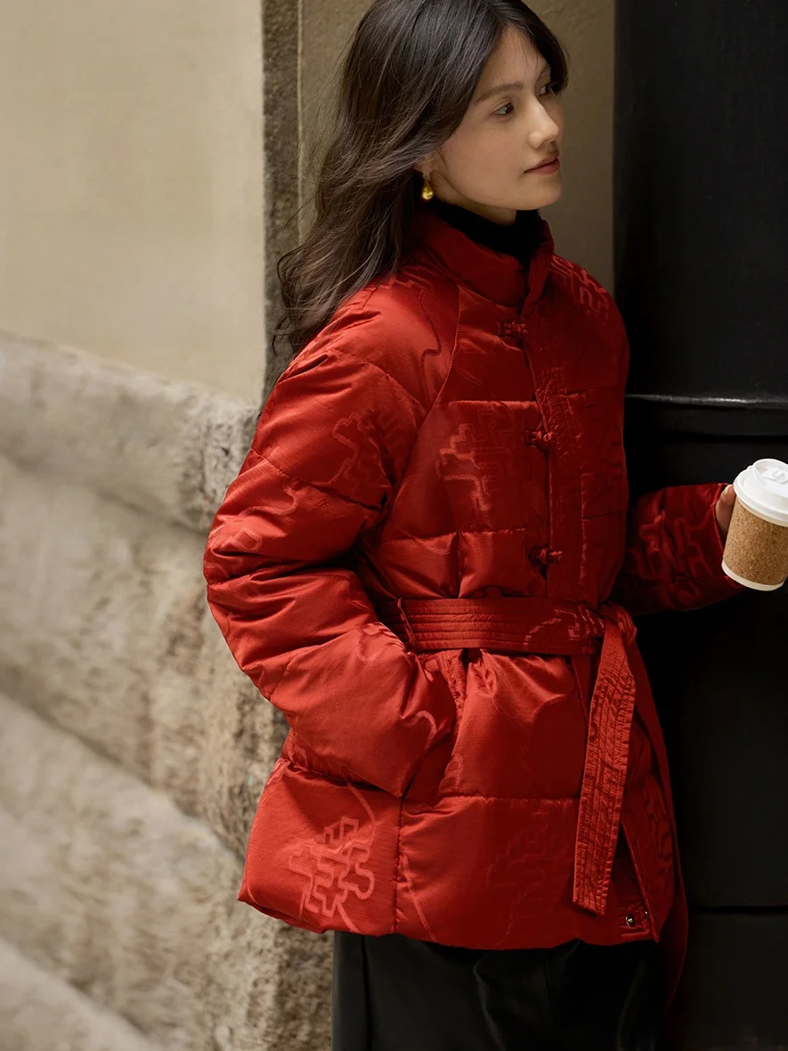 Red Chinese Embroidered Stand Collar Cotton Jacket Women's Winter Warm Outerwear Wedding Banquet Female Fashionable Coat
Red Chinese Embroidered Stand Collar Cotton Jacket Women's Winter Warm Outerwear Wedding Banquet Female Fashionable Coat