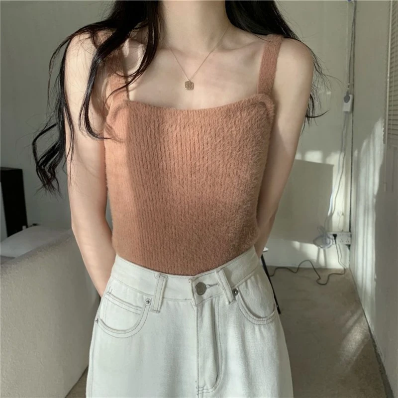 Женская мягкая модная универсальная майка без рукавов для осени, удобная, уютная, милая, простая, в корейском стиле, для клуба
Женская мягкая модная универсальная майка без рукавов для осени, удобная, уютная, милая, простая, в корейском стиле, для клуба