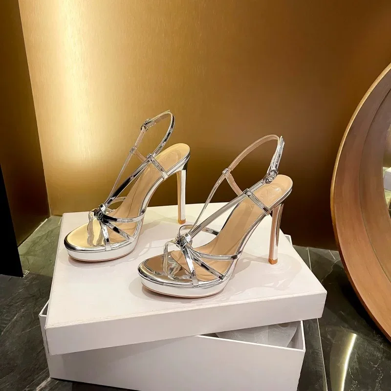 12cm Ultra High Heels Women Shoes Gold Silvery Platform High-heeled Sandals Summer Open-toed One-word Buckle Stiletto High Heels
12cm Ultra High Heels Women Shoes Gold Silvery Platform High-heeled Sandals Summer Open-toed One-word Buckle Stiletto High Heels