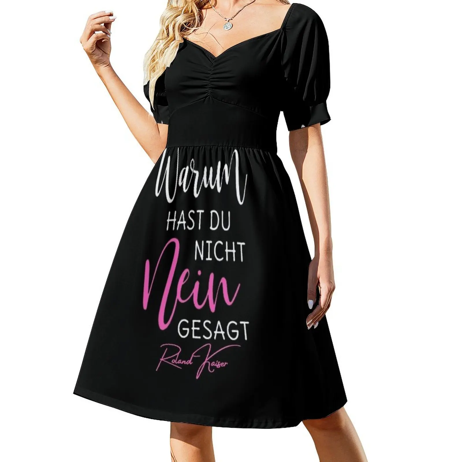 Roland kaiser - roland kaiser festival- roland kaiser merch- Warum hast Du nicht Nein gesagt' Mnne Short Sleeved Dress
Roland kaiser - roland kaiser festival- roland kaiser merch- Warum hast Du nicht Nein gesagt' Mnne Short Sleeved Dress