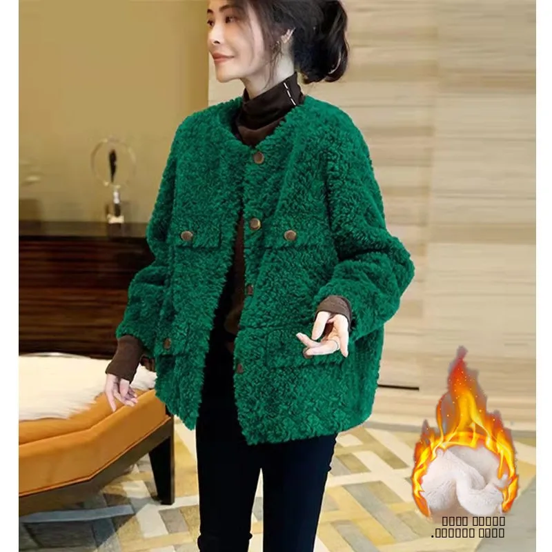 Элитное женское пальто большого размера из овечьей шерсти с утеплением из хлопка, осенне-зимнее, новое, для повседневной носки, приталенный крой
Элитное женское пальто большого размера из овечьей шерсти с утеплением из хлопка, осенне-зимнее, новое, для повседневной носки, приталенный крой