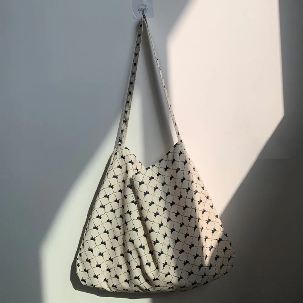 Casual Floral Canvas Shoulder Bag Lightweight Large Capacity Tote Handbag Leopard Print Soft Crossbody Bag Women
Casual Floral Canvas Shoulder Bag Lightweight Large Capacity Tote Handbag Leopard Print Soft Crossbody Bag Women