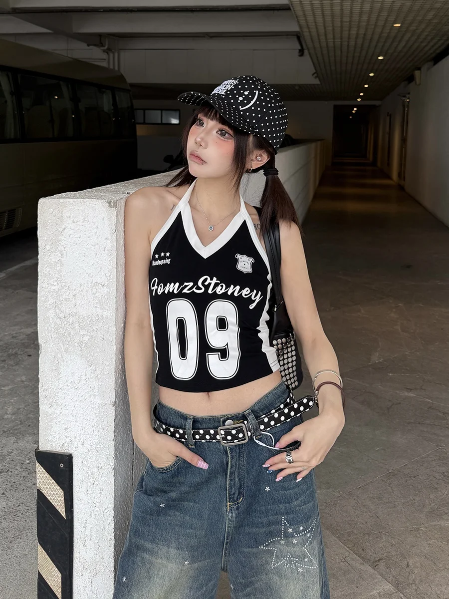 American Style Digital Print Halter Vest Women's Slimming Short Crop Top Street Style Sports Wear V-neck No Chest Pad
American Style Digital Print Halter Vest Women's Slimming Short Crop Top Street Style Sports Wear V-neck No Chest Pad
