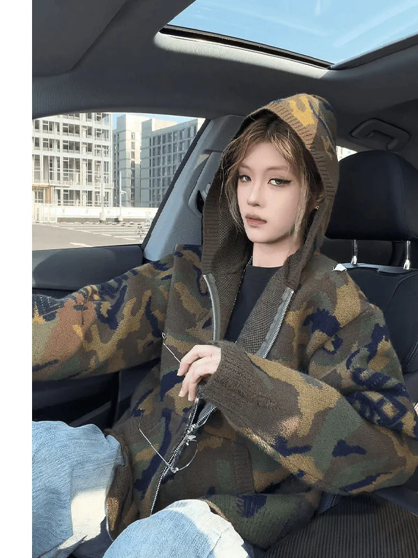 American Retro Camouflage Hooded Knitted Cardigan Men's Autumn Winter Lazy High-End Feeling Sweatirt Zipper Woolen Coat Jaet
American Retro Camouflage Hooded Knitted Cardigan Men's Autumn Winter Lazy High-End Feeling Sweatirt Zipper Woolen Coat Jaet