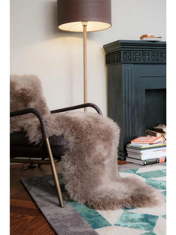 Rinoart Woolen Window Cushion Bedside Rug New Color Ebony Wood "High Plateau Genuine Wool" Leather Fur Integrated Design
Rinoart Woolen Window Cushion Bedside Rug New Color Ebony Wood "High Plateau Genuine Wool" Leather Fur Integrated Design