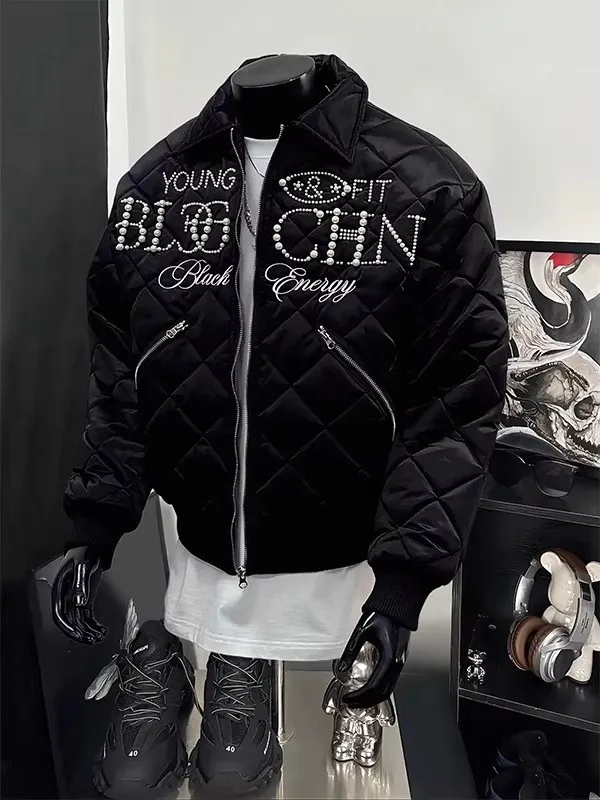 Thiened Winter Jaet Men's ort Sle Embroidered Pearl Diamond Cotton Clothes Warmth Large Size American Trend Brand
Thiened Winter Jaet Men's ort Sle Embroidered Pearl Diamond Cotton Clothes Warmth Large Size American Trend Brand