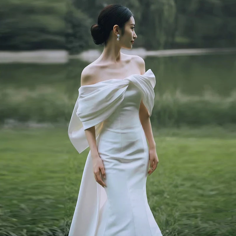 Satin One-oulder Wedding Dr Ele Simple Bridal Gown Fi-Tail Silhouette Outdoor Ceremony Soft Fabric Korean Sle
Satin One-oulder Wedding Dr Ele Simple Bridal Gown Fi-Tail Silhouette Outdoor Ceremony Soft Fabric Korean Sle