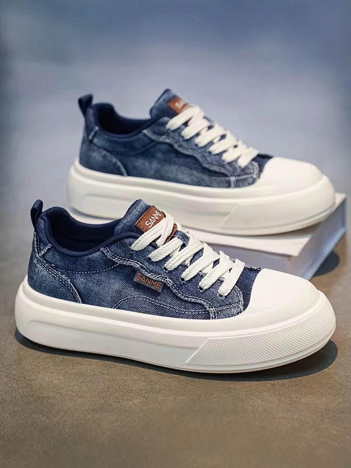 Men's Canvas Shoes 2026 New Summer Denim Casual Board Shoes Versatile Teenagers Thick Bottom Heightening Sports Trendy Shoes
Men's Canvas Shoes 2026 New Summer Denim Casual Board Shoes Versatile Teenagers Thick Bottom Heightening Sports Trendy Shoes