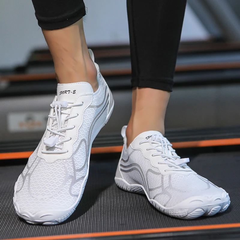 Hot Tt Couple Beach Shoes, Air Layer + Offset Upper, Quick-Drying Lightweight Casual Men'S/Women's Training Shoes
Hot Tt Couple Beach Shoes, Air Layer + Offset Upper, Quick-Drying Lightweight Casual Men'S/Women's Training Shoes