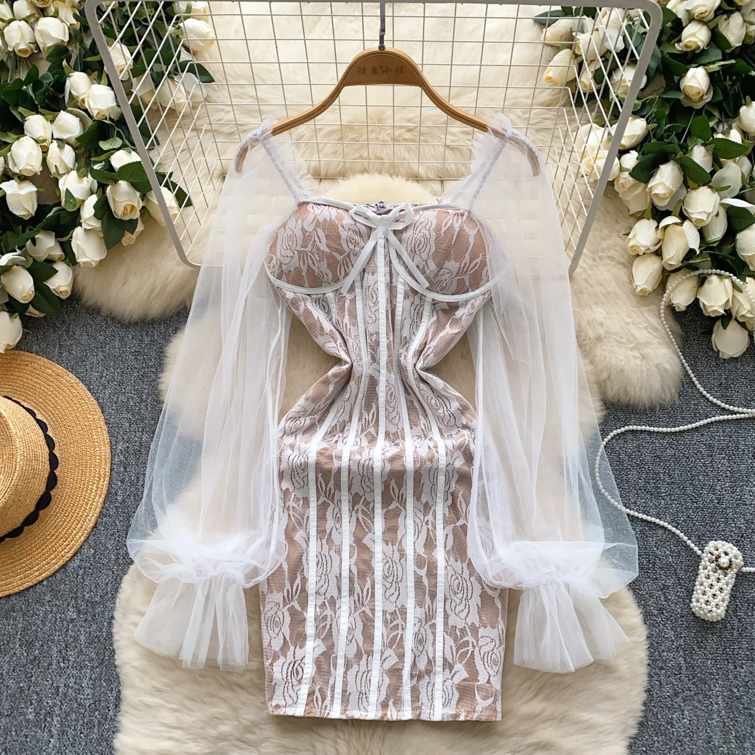 Сексуальное шикарное сетчатое платье-карандаш с вышитыми рукавами-фонариками и бабочкой, облегающее платье миди с запахом, Vestidos, корейская мода, летние женские туфли
Сексуальное шикарное сетчатое платье-карандаш с вышитыми рукавами-фонариками и бабочкой, облегающее платье миди с запахом, Vestidos, корейская мода, летние женские туфли