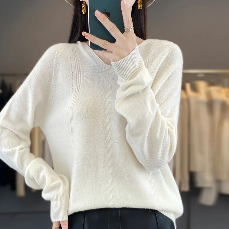 100% merino wool women's knitted top, V-neck, hoodie, pullover, versatile, 2025 spring and summer new style
100% merino wool women's knitted top, V-neck, hoodie, pullover, versatile, 2025 spring and summer new style