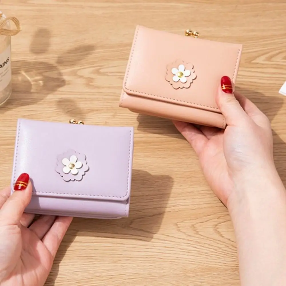 Three Fold Women's Wallet Fashion Multi-card PU Leather Short Wallet Flower Pattern Coin Purse Ladies
Three Fold Women's Wallet Fashion Multi-card PU Leather Short Wallet Flower Pattern Coin Purse Ladies