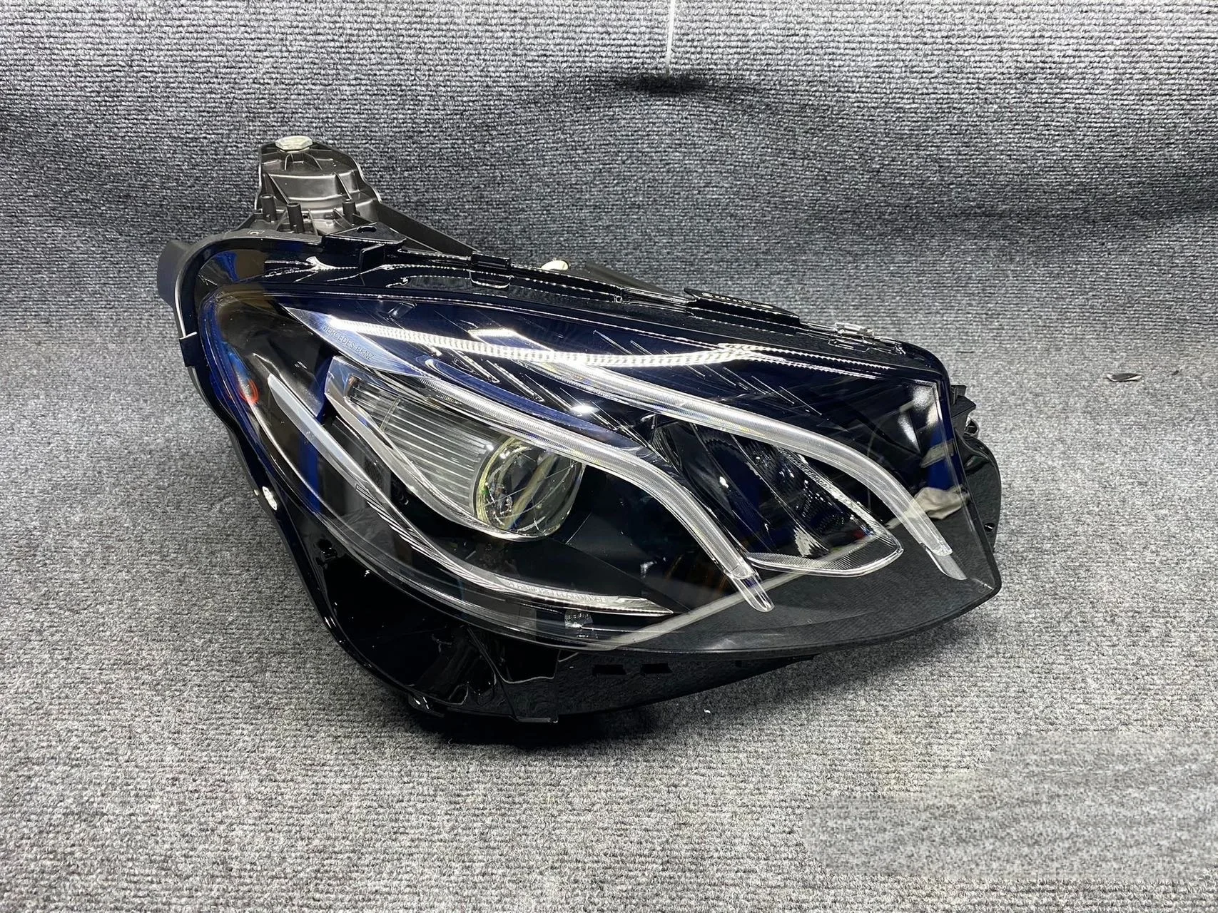 Car AccessoriesOriginal High-quality Headlights for Mercedes Benz E-Class W213 LED Headlights E300 E400 OE Car Accessor
Car AccessoriesOriginal High-quality Headlights for Mercedes Benz E-Class W213 LED Headlights E300 E400 OE Car Accessor