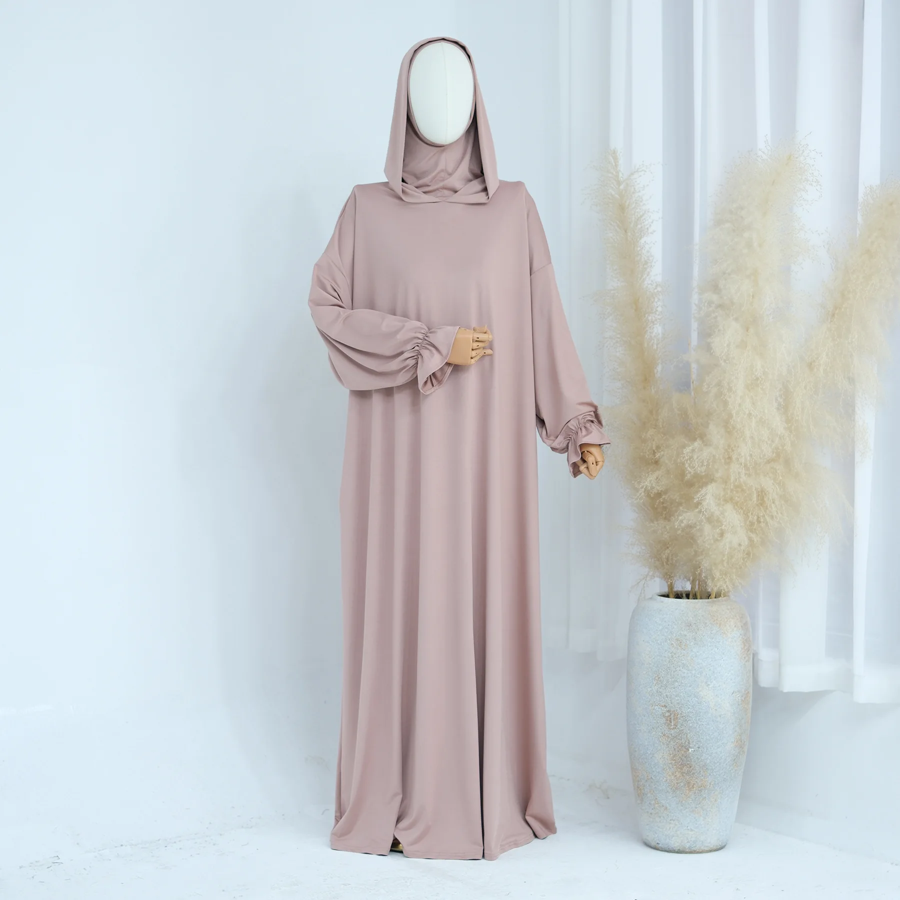 Muslim Women Hooded Abaya Dubai Kaftan Eid Djellaba Ramadan Islam Clothing Kebaya Turkey Robe Dubai Prayer Dress Vestidos Caftan
Muslim Women Hooded Abaya Dubai Kaftan Eid Djellaba Ramadan Islam Clothing Kebaya Turkey Robe Dubai Prayer Dress Vestidos Caftan
