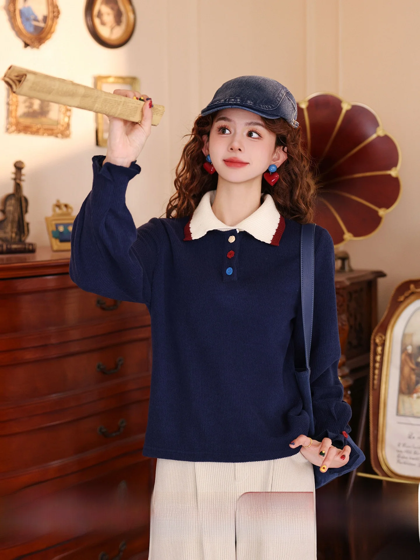 Loose Fit Neck Shirt Women's Autumn Winter New Style Indigo Blue Color Block Anti-Aging Top Chen Jia Jie Knitted Polyester
Loose Fit Neck Shirt Women's Autumn Winter New Style Indigo Blue Color Block Anti-Aging Top Chen Jia Jie Knitted Polyester