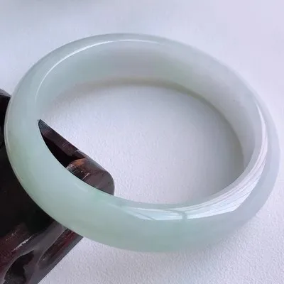 Natural Myanmar Jade 54mm-62mm bracelet exquisite princess bracelet to send girlfriend to send mother Hetian jade
Natural Myanmar Jade 54mm-62mm bracelet exquisite princess bracelet to send girlfriend to send mother Hetian jade