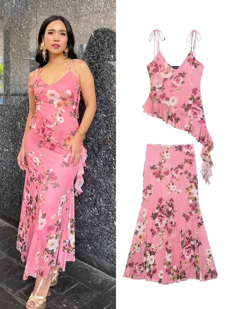 TRAFZA Women 2 Piece Set Summer Fashion Flowers Prints V-Neck Sleeveless Asymmetry Decorate Top+High Waist Pleated Long Skirt
TRAFZA Women 2 Piece Set Summer Fashion Flowers Prints V-Neck Sleeveless Asymmetry Decorate Top+High Waist Pleated Long Skirt