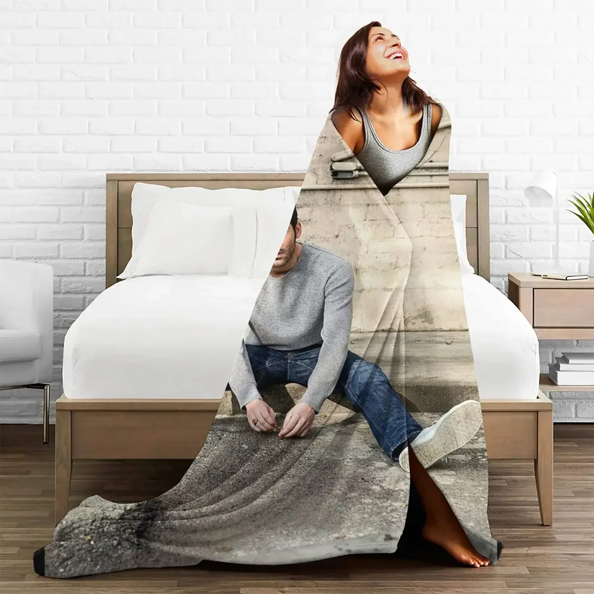 Tom Ellis Baby Blankets Coral Fleece Plush Autumn/Winter Actor Portable Soft Blanket for Home Office Quilt Throw
Tom Ellis Baby Blankets Coral Fleece Plush Autumn/Winter Actor Portable Soft Blanket for Home Office Quilt Throw