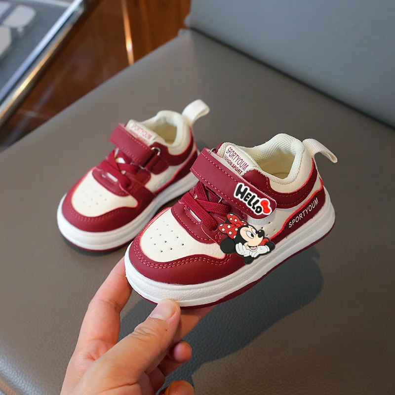 Обувь для малышей Disney, детские кроссовки, обувь для доски для мальчиков и девочек, весна-осень-зима 2026, детские первые ходунки, повседневная обувь с Микки Маусом
Обувь для малышей Disney, детские кроссовки, обувь для доски для мальчиков и девочек, весна-осень-зима 2026, детские первые ходунки, повседневная обувь с Микки Маусом