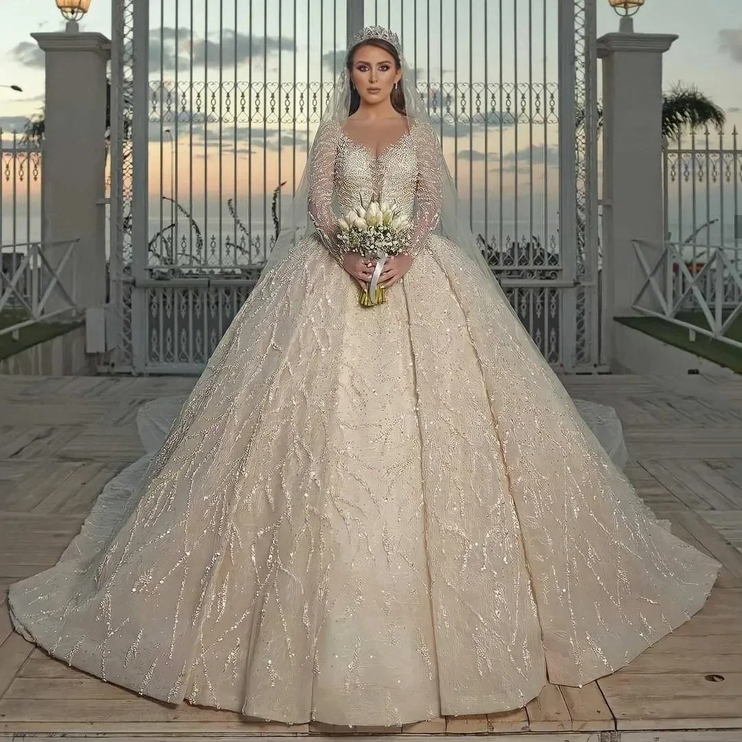 Elegant Muslim Wedding Dress Long Sleeve Beaded Ball Gown Bridal Dress with Cathedral Luxury Wedding Gown for Bride Customized
Elegant Muslim Wedding Dress Long Sleeve Beaded Ball Gown Bridal Dress with Cathedral Luxury Wedding Gown for Bride Customized