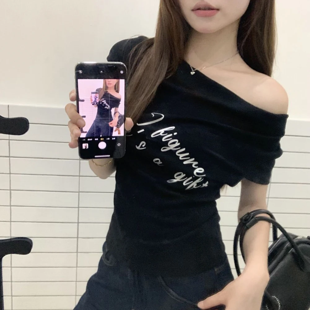 Slim Fit Short Sleeve Retro Gyaru T-shirt Casual Outings All Seasons Brand New Condition Casual Style Daily Wear
Slim Fit Short Sleeve Retro Gyaru T-shirt Casual Outings All Seasons Brand New Condition Casual Style Daily Wear