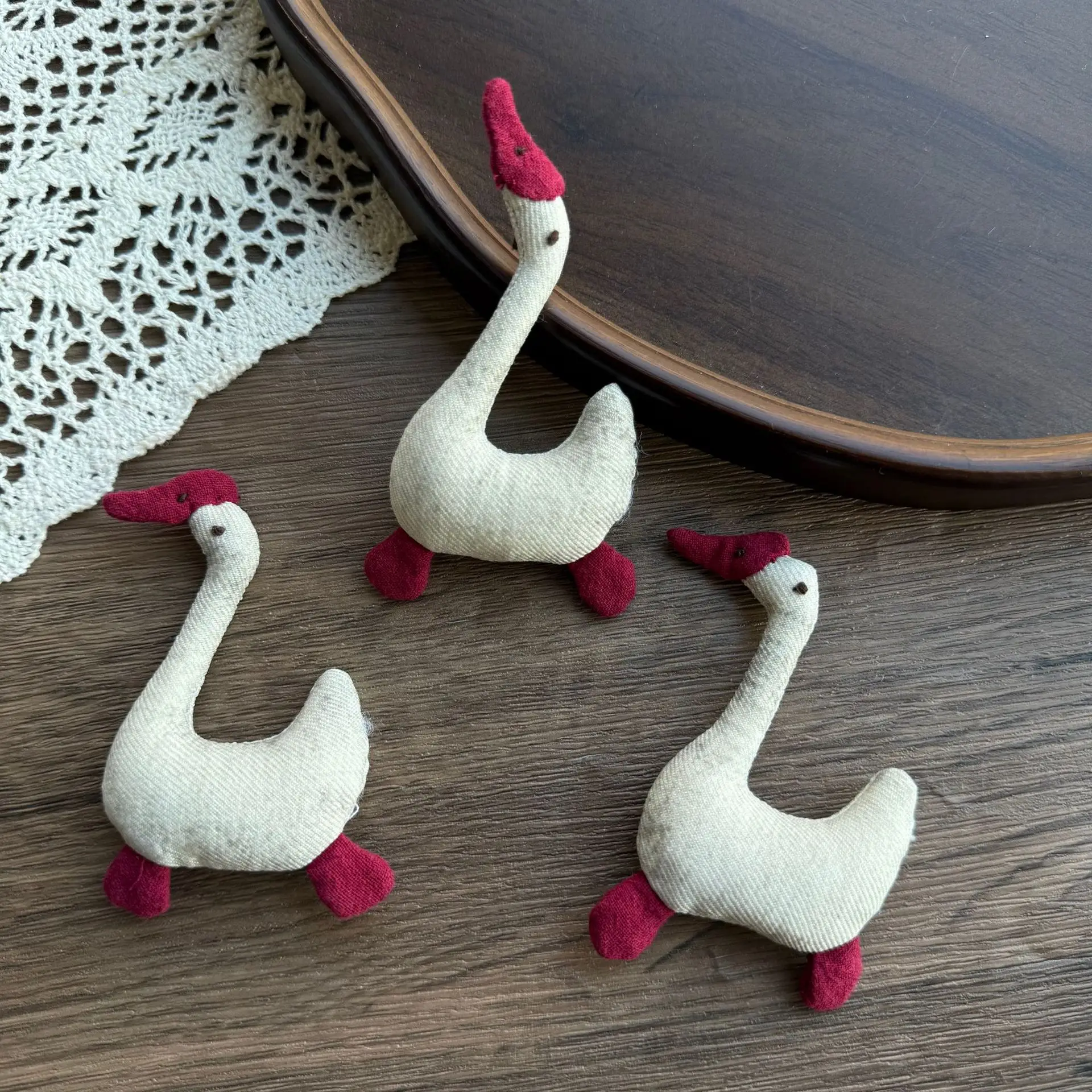 Cotton Linen Handmade Goose Brooch Pin Cute Forest Animal for Hair Bag Hat Clothing Embellishment Premium Soft
Cotton Linen Handmade Goose Brooch Pin Cute Forest Animal for Hair Bag Hat Clothing Embellishment Premium Soft