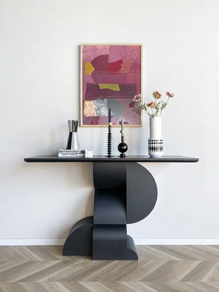 Light luxury entrance table, Italian entrance table, enter the door, lean against the wall, creative villa
Light luxury entrance table, Italian entrance table, enter the door, lean against the wall, creative villa