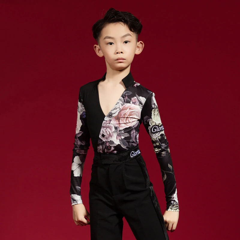 2026 New Latin Dance Tops For Boys Long Sleeved Deep V-Neck Shirts Samba Chacha Tango Kids Latin Dance Practice Clothes XH4102
2026 New Latin Dance Tops For Boys Long Sleeved Deep V-Neck Shirts Samba Chacha Tango Kids Latin Dance Practice Clothes XH4102
