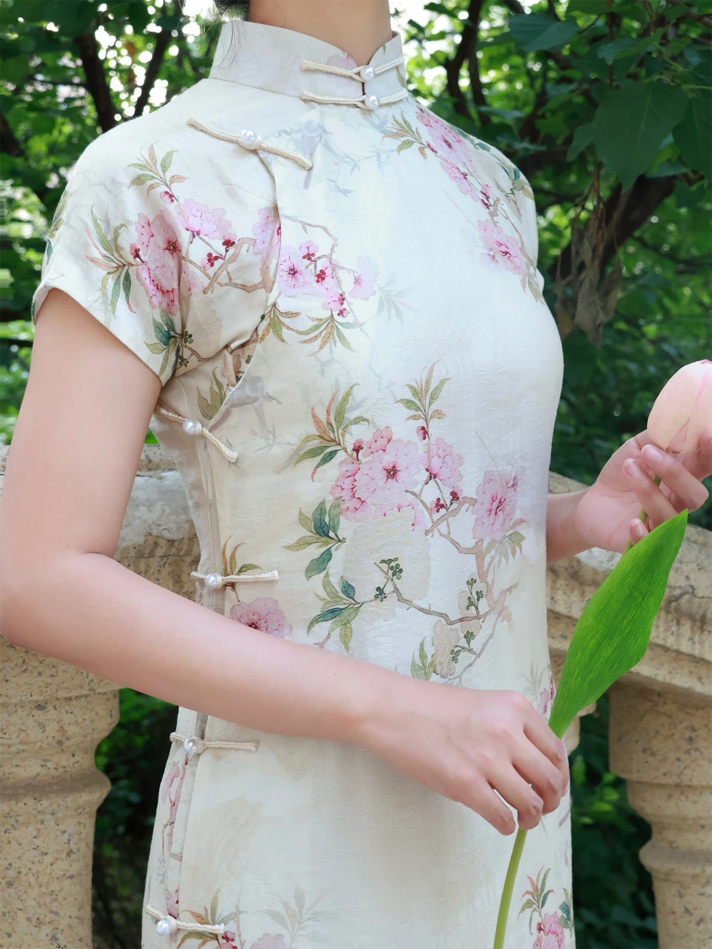 Floral Embroidery Cool Vintage Sle ort Sve Full Button Girl's Daily Comfortable Breathable Traditional Chine...
Floral Embroidery Cool Vintage Sle ort Sve Full Button Girl's Daily Comfortable Breathable Traditional Chine...