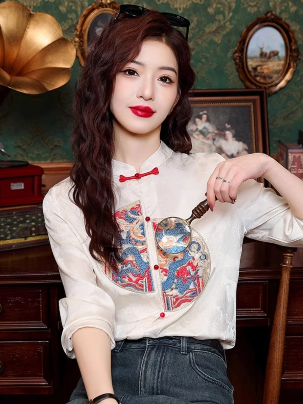 Ele Embroidered irt Women's Spring Autumn Heavy Work High End Floral Pattern Button up Stand Collar Loose Fit Top
Ele Embroidered irt Women's Spring Autumn Heavy Work High End Floral Pattern Button up Stand Collar Loose Fit Top