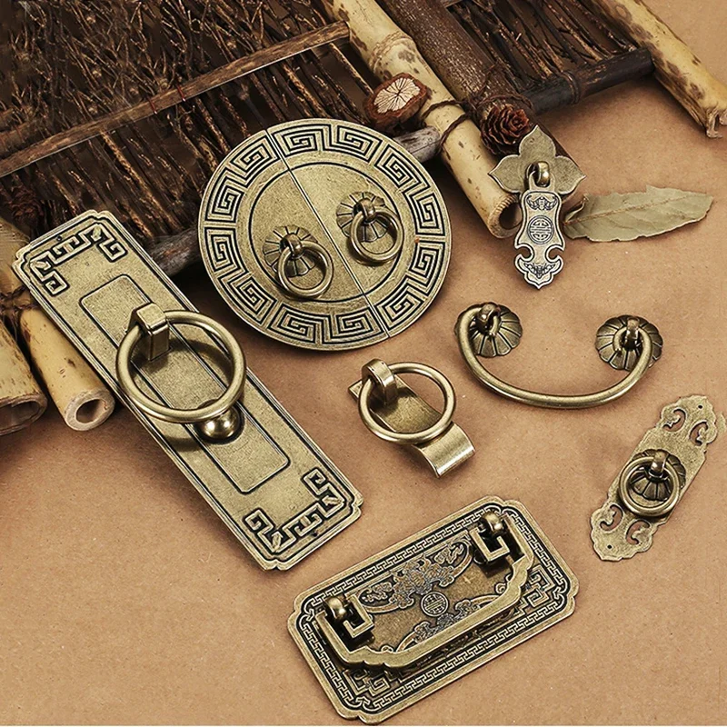 Vintage Antique Bronze Cabinet Handles Chinese Style Furniture Handle Drawer Knobs Wardrobe Door Pulls Furniture Hardware
Vintage Antique Bronze Cabinet Handles Chinese Style Furniture Handle Drawer Knobs Wardrobe Door Pulls Furniture Hardware
