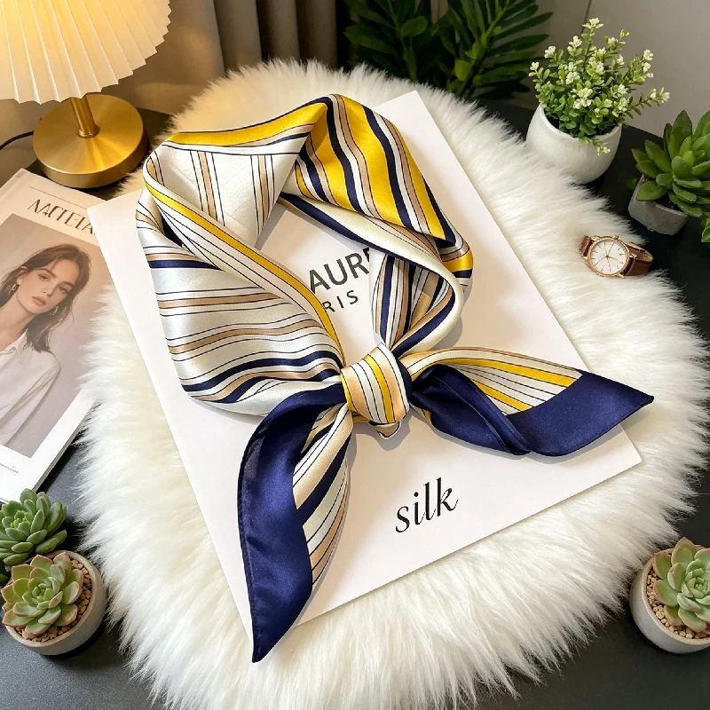 Korean Version Striped Splicing Black High-end Mulberry Silk Silk Scarf Versatile Small Square Scarf Scarf Tied Bag Commuting
Korean Version Striped Splicing Black High-end Mulberry Silk Silk Scarf Versatile Small Square Scarf Scarf Tied Bag Commuting