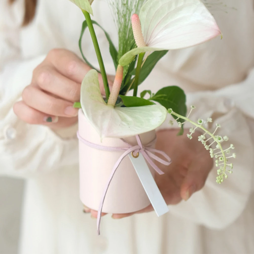 4 Pcs Black Hug Bucket Flower Boxes Round Paper Cases Small Bucket Decor Valentine Mother Day Gift
4 Pcs Black Hug Bucket Flower Boxes Round Paper Cases Small Bucket Decor Valentine Mother Day Gift
