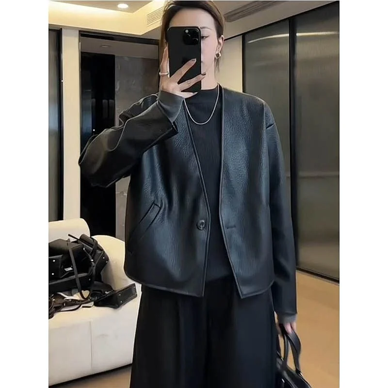 Black Short Pu Jacket For Women 2025 Spring And Autumn New Collection One Button Fashion Versatile Jacket Top
Black Short Pu Jacket For Women 2025 Spring And Autumn New Collection One Button Fashion Versatile Jacket Top