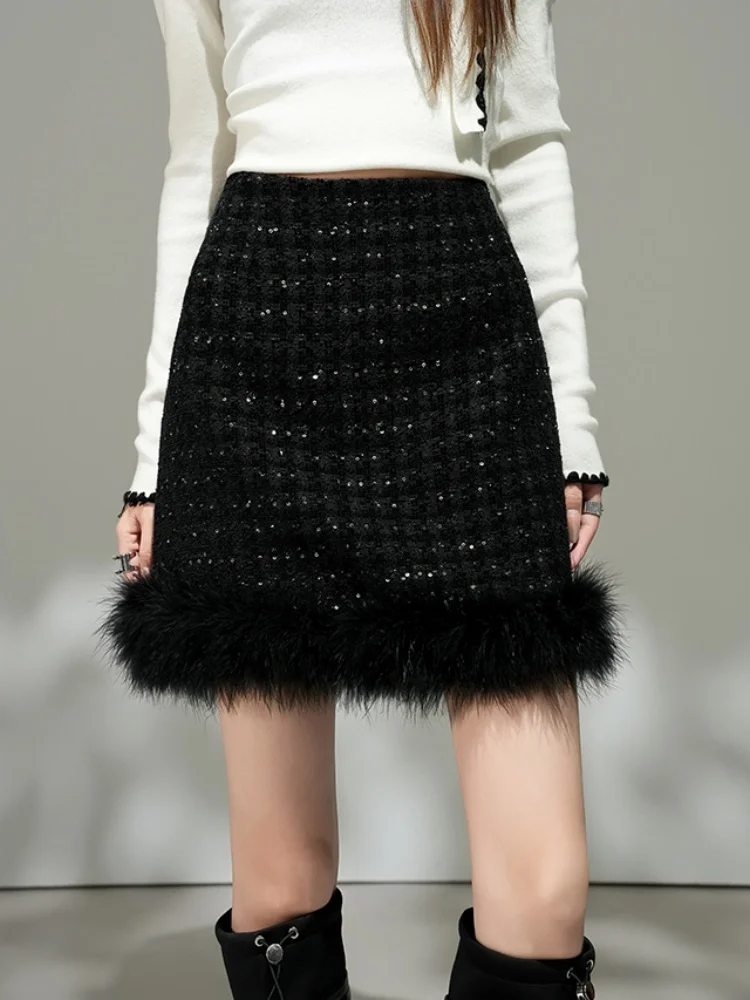 2025 New Autumn/Winter Small Fragrant Style Sparkling Short Skirt For Women High Waist Imitation Fur Skinny A-line Woolen Skirt
2025 New Autumn/Winter Small Fragrant Style Sparkling Short Skirt For Women High Waist Imitation Fur Skinny A-line Woolen Skirt