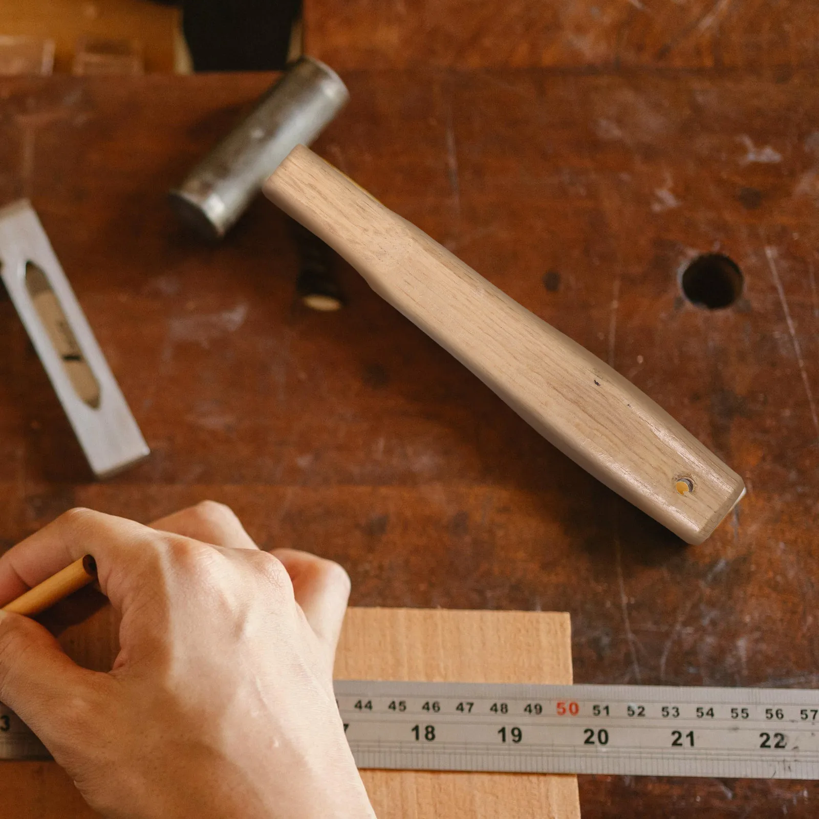 Wooden Handle Replacement Claw Hammer Handle Durable Solid Wood Comfortable Grip Easy Installation For Home Improvement
Wooden Handle Replacement Claw Hammer Handle Durable Solid Wood Comfortable Grip Easy Installation For Home Improvement