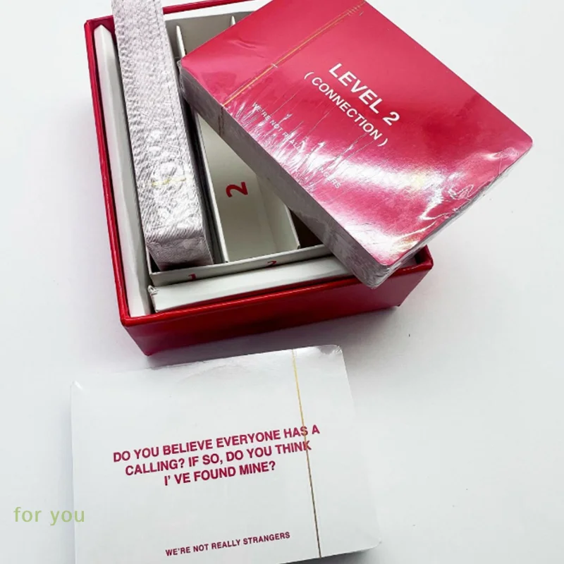 Бонд на ночи игры с мы не действительно незнакомцами; Красочная игра Family Edition с 150 картами
Бонд на ночи игры с мы не действительно незнакомцами; Красочная игра Family Edition с 150 картами