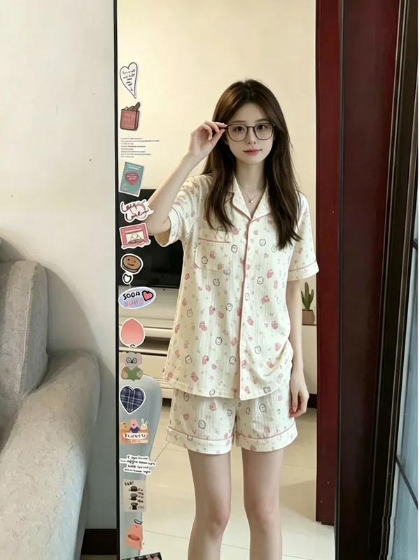 Cartoon Sleepwear Women's Short Sleeve Turn-down Collar Open-front Cardigan Summer Home Clothes Skin-friendly Breathable Two-...
Cartoon Sleepwear Women's Short Sleeve Turn-down Collar Open-front Cardigan Summer Home Clothes Skin-friendly Breathable Two-...