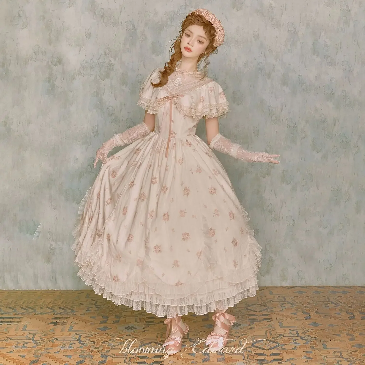 Elegant Palace Style Princess Dresses Summer Sweet Lace Long Floral Dress Women Lolita Romantic Victorian Vintage Dresses
Elegant Palace Style Princess Dresses Summer Sweet Lace Long Floral Dress Women Lolita Romantic Victorian Vintage Dresses