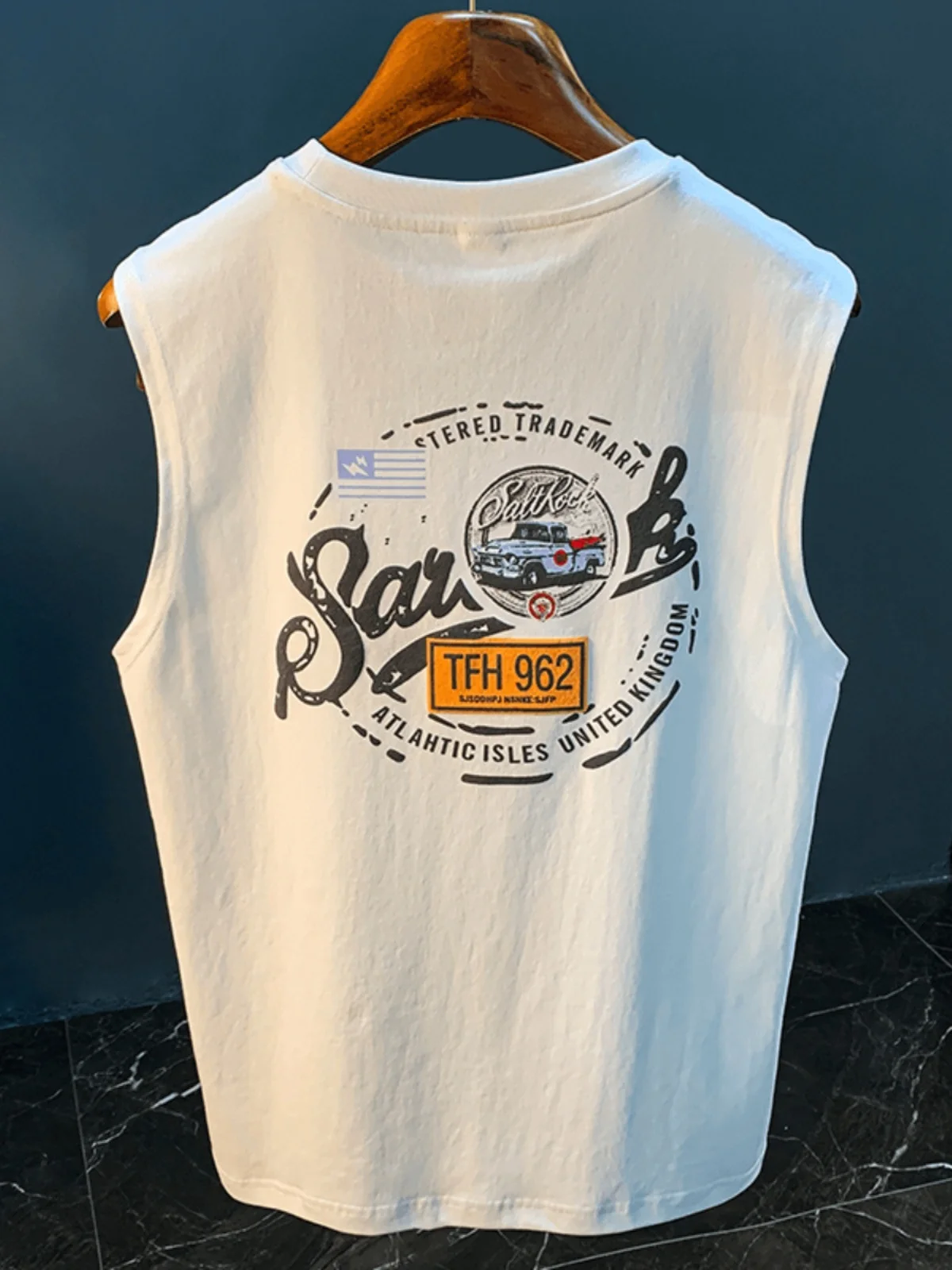Loose Fit Cotton Tank Top Unisex Summer Street Style Sleeveless Printed T-Shirt Youthful Energy Straight Hem round Neck Short...
Loose Fit Cotton Tank Top Unisex Summer Street Style Sleeveless Printed T-Shirt Youthful Energy Straight Hem round Neck Short...