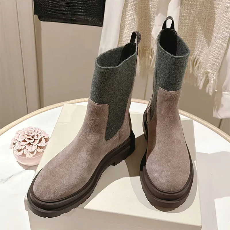 Качественные замшевые мотоциклетные ботинки, женские современные ботильоны без шнуровки с круглым носком на толстой подошве, женские короткие ботинки для женщин
Качественные замшевые мотоциклетные ботинки, женские современные ботильоны без шнуровки с круглым носком на толстой подошве, женские короткие ботинки для женщин