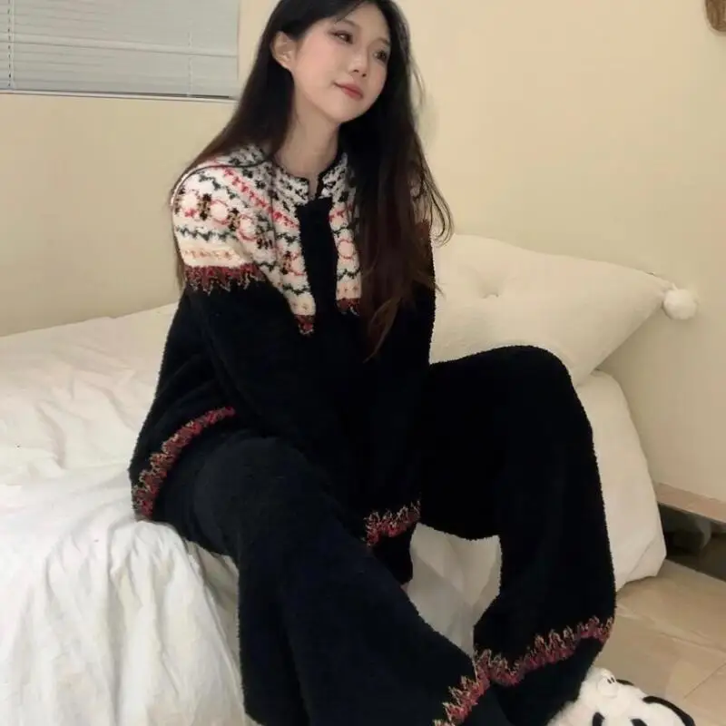 Женская одежда, новогодний свитер Fair Isle, пижамы на осень и зиму, новая утепленная теплая домашняя одежда, вязаный комплект из двух предметов
Женская одежда, новогодний свитер Fair Isle, пижамы на осень и зиму, новая утепленная теплая домашняя одежда, вязаный комплект из двух предметов