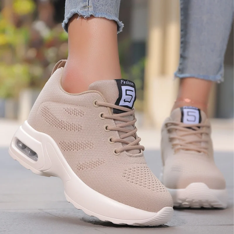 Women's 2026 Spring Breathable Thick Bottom Casual Interior Height Boosting Shoes Lightweight Thick Bottom Versatile Sports Shoe
Women's 2026 Spring Breathable Thick Bottom Casual Interior Height Boosting Shoes Lightweight Thick Bottom Versatile Sports Shoe