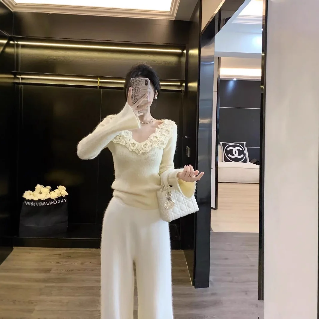 Ele Handmade Knitted Sweater Women's Gentle Sle Bell Sve 24 Autumn Winter New Arrival Woolen Long Sve Top
Ele Handmade Knitted Sweater Women's Gentle Sle Bell Sve 24 Autumn Winter New Arrival Woolen Long Sve Top