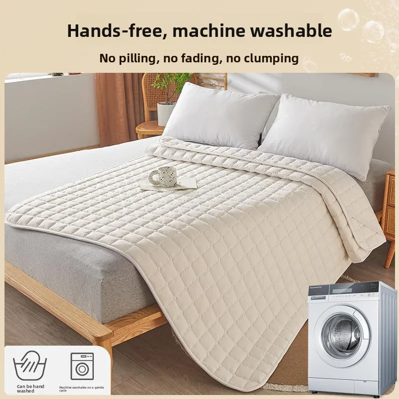 Class a Soy Fiber Waterproof Bed Mattress Protector Hotel Homestay Urine Proof Bedding Protection Pad Vertical Stripes Design
Class a Soy Fiber Waterproof Bed Mattress Protector Hotel Homestay Urine Proof Bedding Protection Pad Vertical Stripes Design